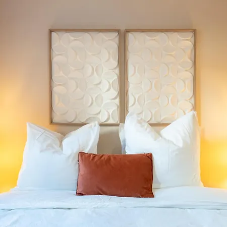 Riviera Cozy In