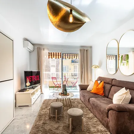 Riviera Cozy In ניס